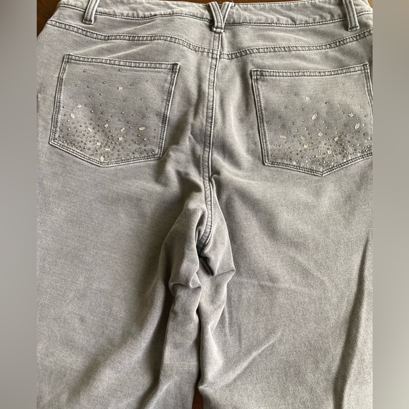 Ladies Size 8 Short Dream Jeanne’s by Quacker Factory Gray Denim W/Rhinestones - Picture 10 of 16